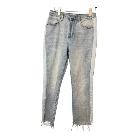 Pacsun Light Wash Blue High Rise Mom Jeans with Side Stripe. Raw Hem. Size 27 - Picture 12 of 12